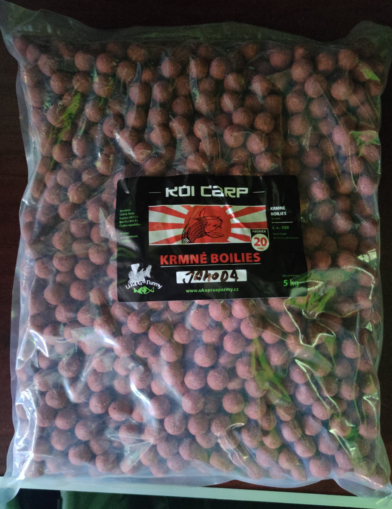 Krmné boilies KOI CARP 5kg 20mm JAHODA