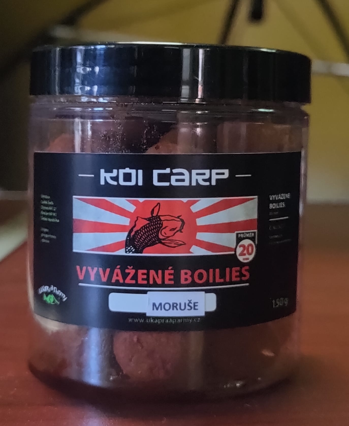 Chytací boilies KOI CARP 150 g 20 mm MORUŠE